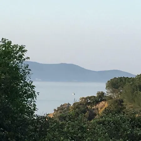 Athinaios Porto Klisouri *
